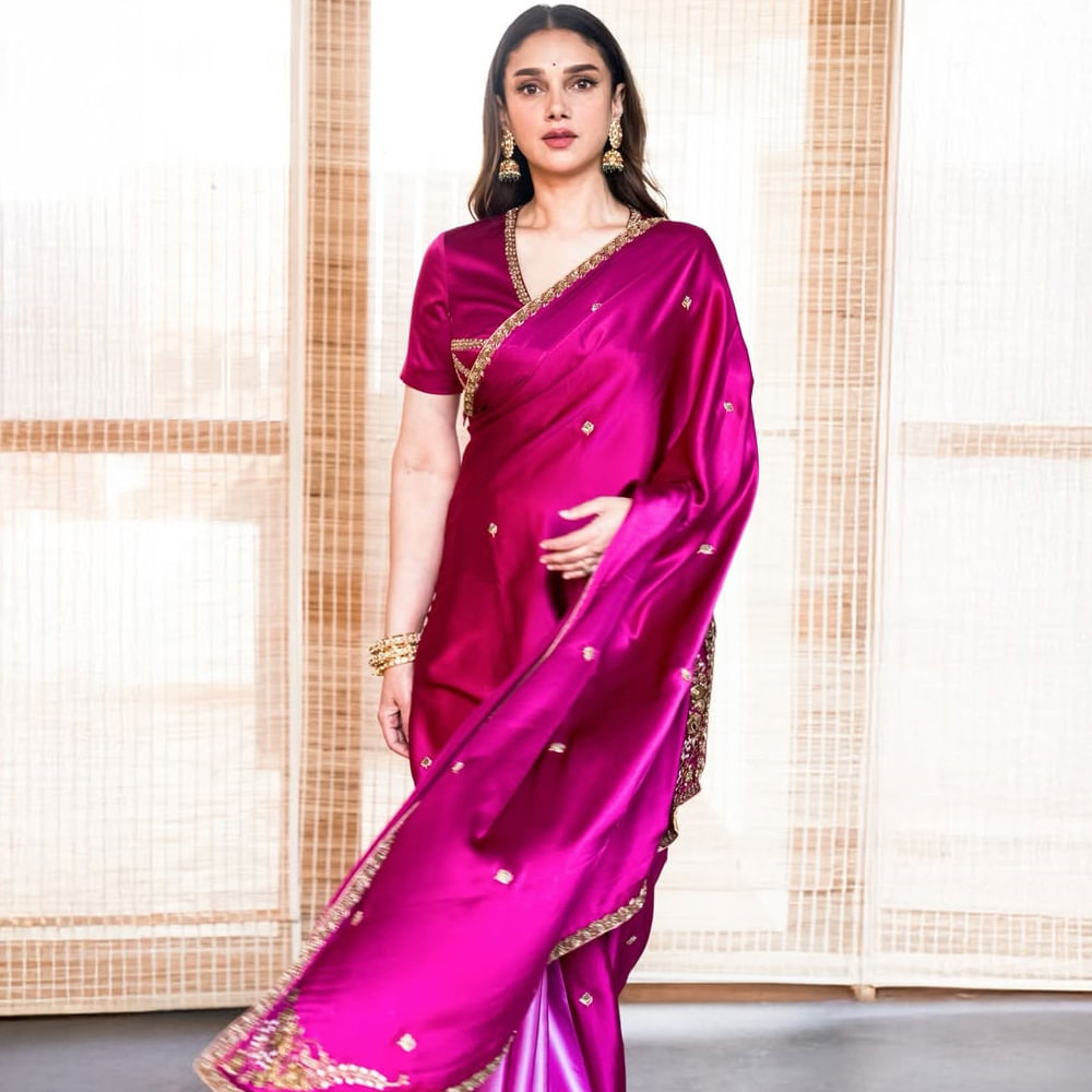 మహాసముద్రం సినిమాలో వీరిద్దరు కలిసి నటించారు. ఆ సమయంలో ఏర్పడిన పరిచయం ప్రేమగా మారింది. అయితే తనకు సినిమా అవకాశాలు రాని సమయంలో సిద్ధా్ర్థ్ తో పెళ్లి పీటలు ఎక్కినట్లు అదితి ఇటీవల వెల్లడించింది. 