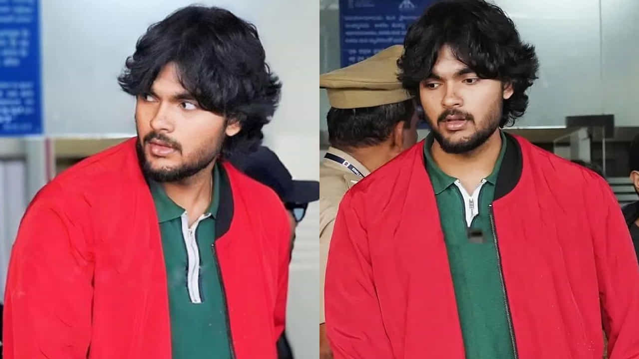 అకీరా నందన్ ఎంట్రీపై కూడా ఊహాగానాలు వినిపిస్తున్నాయి. అకీరాకు సినిమా ఎంట్రీ ఇష్టం లేదనే మాటలు వినిపిస్తున్నా, సేనాని తనయుడు సినీ ఎంట్రీ కోసం మాత్రం ఈగర్గా వెయిట్ చేస్తున్నారు జన సైనికులు.