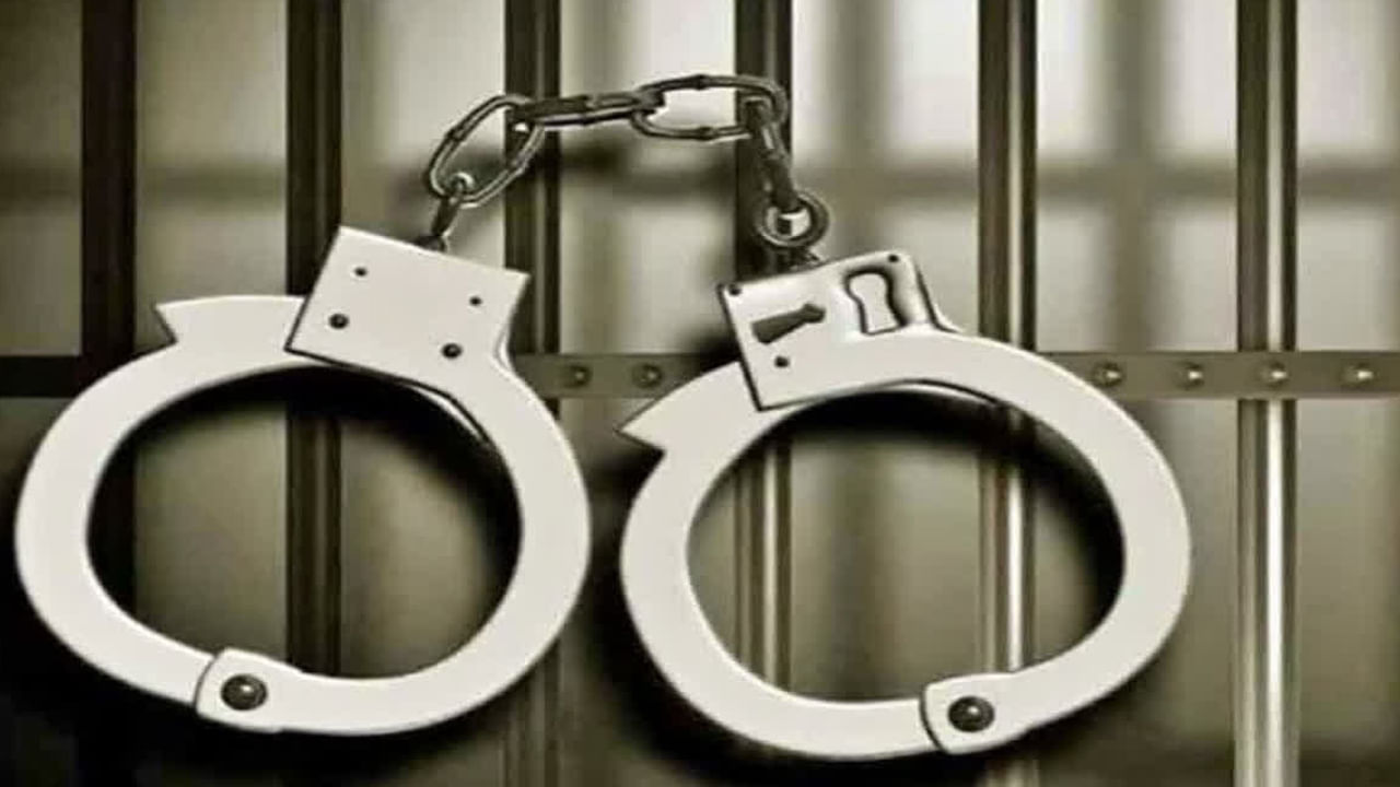 17 ఏళ్ల బాలిక కిడ్నాప్, ఆపై అత్యాచారం.. కట్ చేస్తే.. రామలింగ మఠాధిపతి అరెస్ట్!