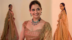 ఈ పడచు అందం తాకితే పుత్తడి మరింత మెరుస్తుంది.. స్టన్నింగ్ ఆషిక.. ఈ పడచు అందం తాకితే పుత్తడి మరింత మెరుస్తుంది.. స్టన్నింగ్ ఆషిక..