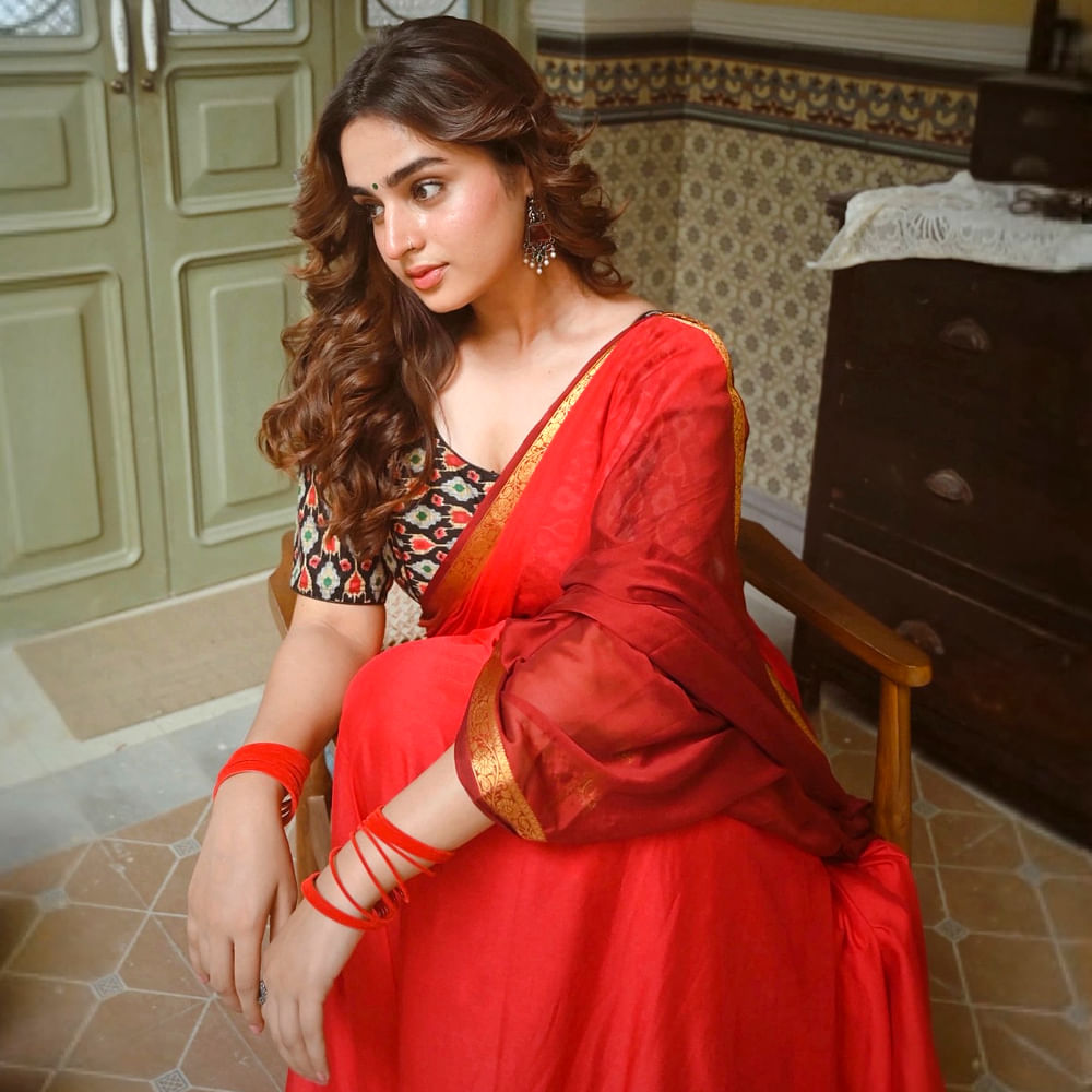 Ayesha Khan Latest