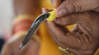 Telangana: ఆర్టీసీ బస్సులో సీటు కోసం లొల్లి.. పొట్టు పొట్టు కొట్టుకున్న స్త్రీ, పురుషులు..