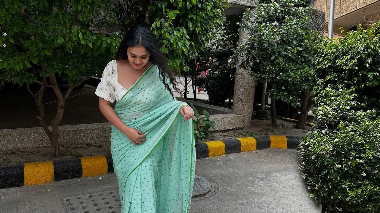 ఇక కేరింత సినిమా తర్వాత ఈ ముద్దుగుమ్మకు చాలా అవకాశాలు వస్తాయని అనుకున్నారు అందరు. కానీ ఎవరూ ఊహించని విధంగా ఈ బ్యూటీ తర్వాత సినిమాలకు దూరమైందనే చెప్పాలి.