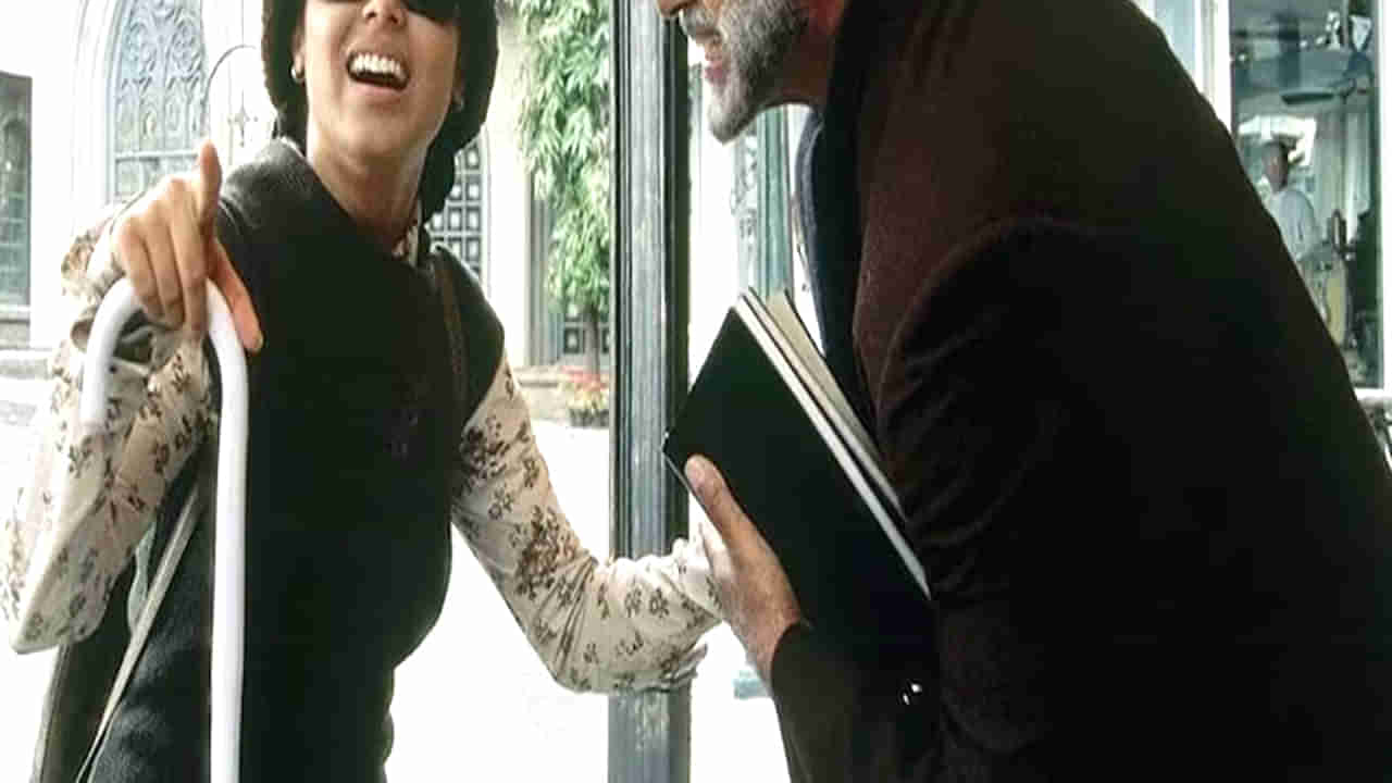 Tollywood: 36 ఏళ్ల హీరోయిన్‏తో 60 ఏళ్ల హీరో లిప్ లాక్ సీన్.. దెబ్బకు కొడుకుతో ఆగిపోయిన పెళ్లి..