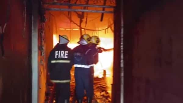Hyderabad: ప్రాణాలు తీసిన మృత్యు దారి.. 17 మంది మృతులు వీరే..