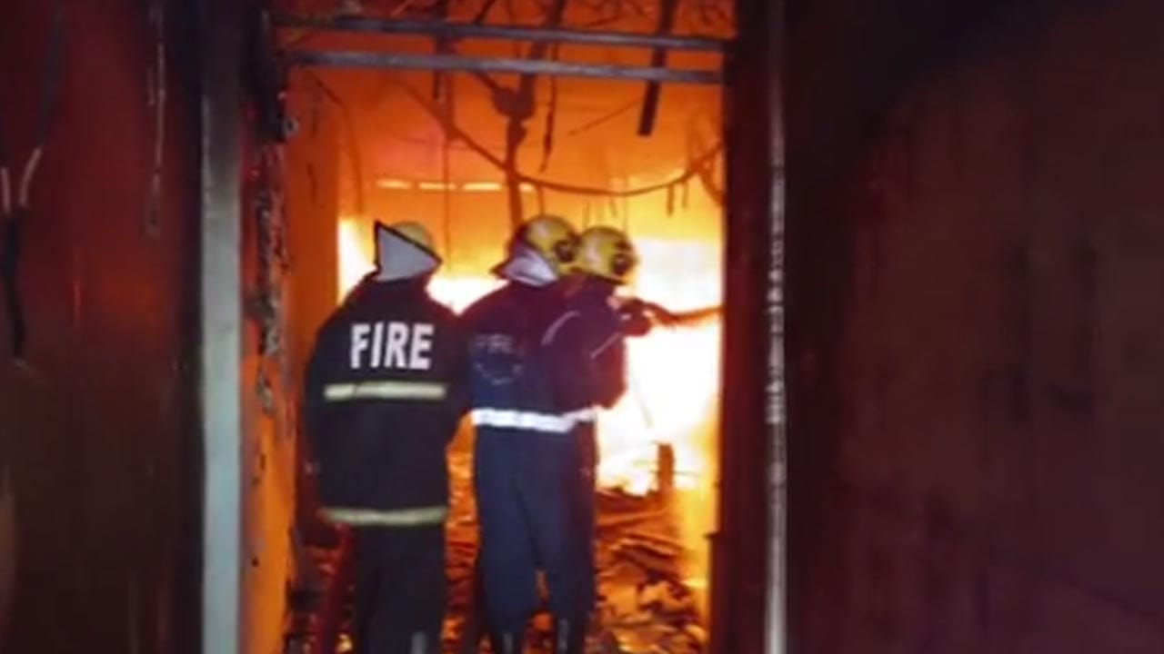 Hyderabad: ప్రాణాలు తీసిన మృత్యు దారి.. 17 మంది మృతులు వీరే..