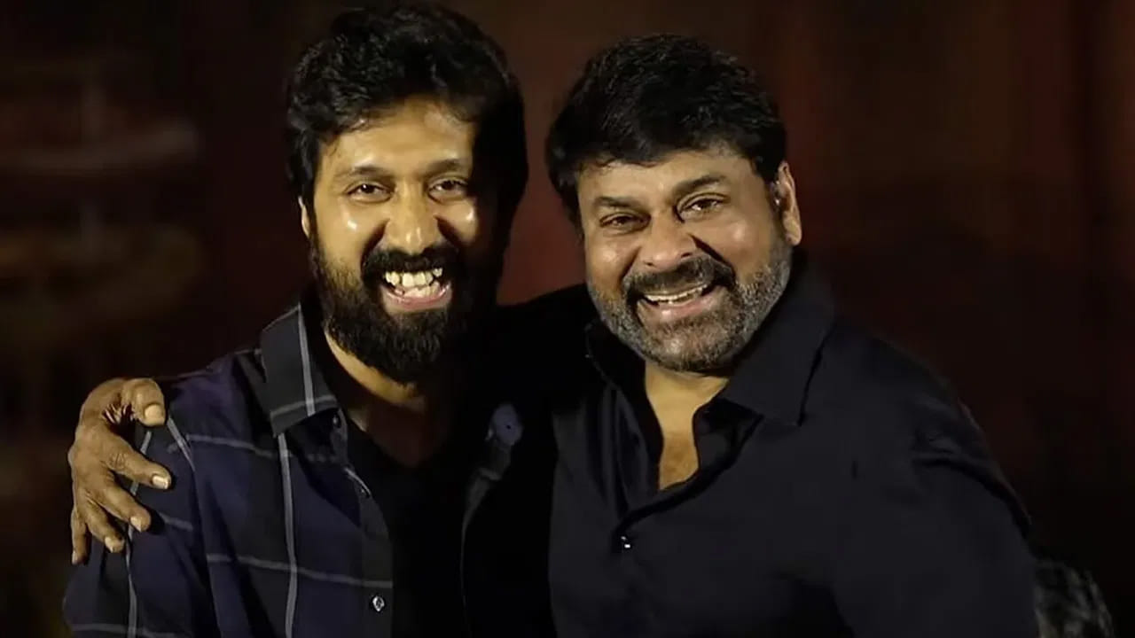 అనిల్‌ సినిమా కంప్లీట్‌ కాగానే, బాబీ సినిమా సెట్స్ కి వెళ్లాలన్నది ప్రస్తుతానికి ప్లాన్‌ అట. సో, ఓ వైపు అనిల్‌, వశిష్టలాంటి నయా కాంబోస్‌, మరోవైపు బాబీలాంటి ప్రీవియస్‌ కాంబినేషన్లతో దూకుడుమీదున్నారు మెగాబాస్‌.