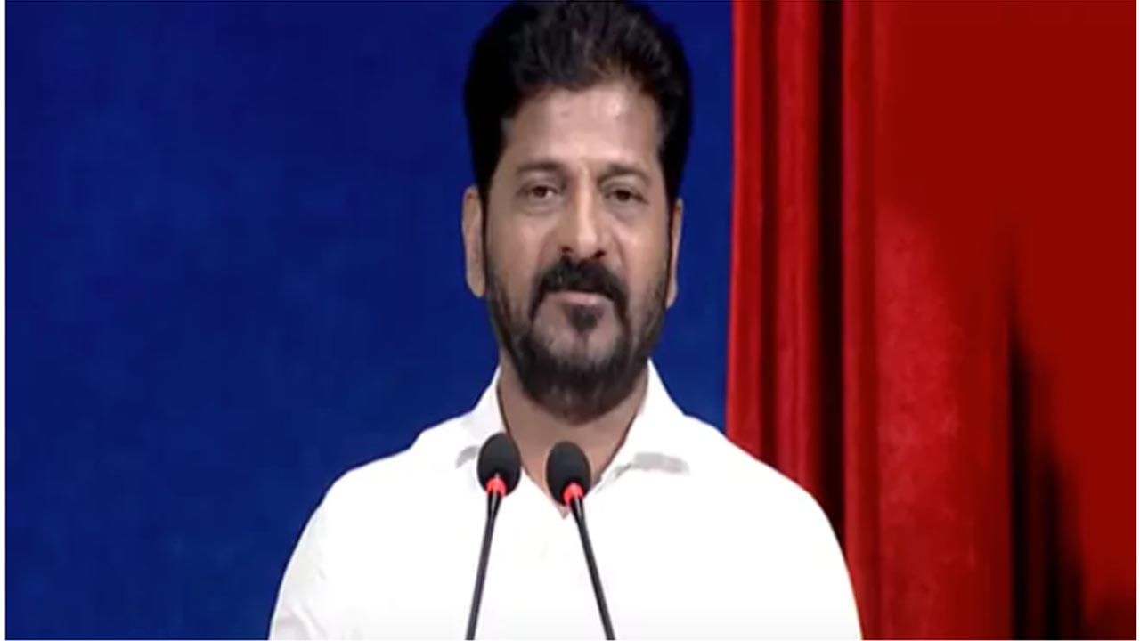 CM Revanth Reddy: ఎవరిమీద సమరం.. మీకు బాధ్యత లేదా? ఉద్యోగ సంఘ నేతలపై రేవంత్ సీరియస్‌..!