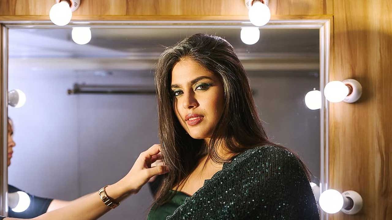 అనుకున్నంత రేంజ్‌లో ఈ బ్యూటీ తెలుగులో ఆఫర్స్ అందుకోలేకపోయింది. మరీ ముఖ్యంగా చాలా వరకు స్టార్ హీరోల సినిమాల్లో నటించే ఛాన్స్ మాత్రం ఈ ముద్దుగుమ్మకు ఎక్కువగా రాలేదు. కానీ వచ్చిన అవకాశాలను అందిపుచ్చుకొని మంచి గుర్తింపు సంపాదించుకుంది.