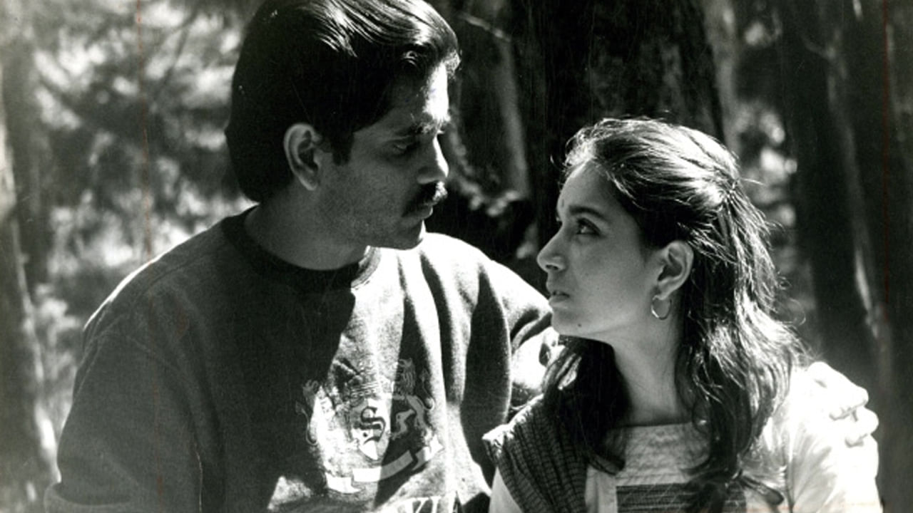 మాస్ట్రో మణిరత్నం దర్శకత్వం వహించిన 'గీతాంజలి', ఇద్దరు ప్రాణాంతక వ్యాధులతో బాధపడుతున్న వ్యక్తులు మధ్య ఏర్పడిన ప్రేమ కథ. ఇళయరాజా మంత్రముగ్ధులను చేసే సంగీతం, పిసి శ్రీరామ్ సౌందర్య దృశ్యాలు, నాగార్జున, గిరిజల అద్భుతమైన నటన ఆకట్టుకుంటాయి. ఈ చిత్రం తెలుగులో ఆల్-టైమ్ క్లాసిక్‌గానిలిచింది.