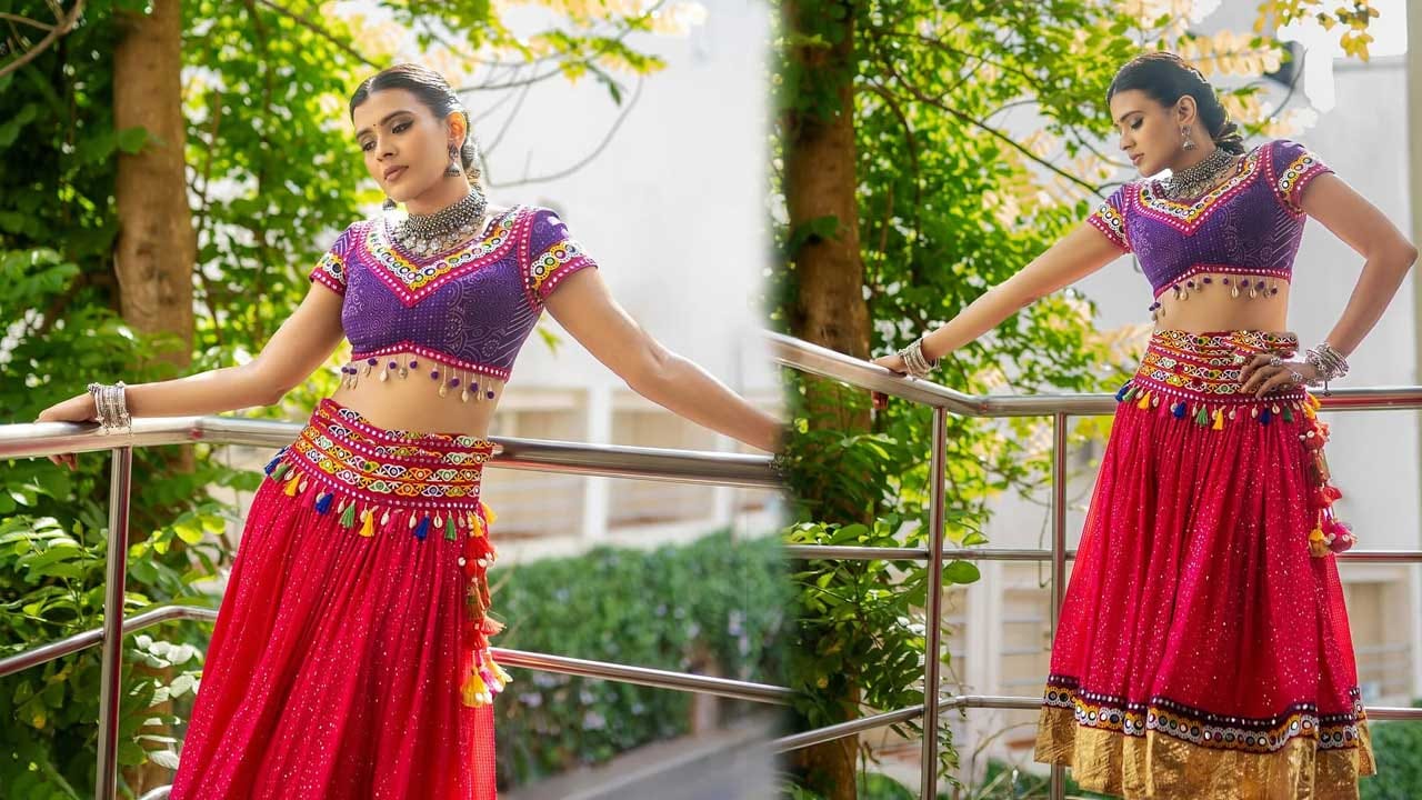 టాలీవుడ్ గ్లామర్ బ్యూటీ హెబ్బా పటేల్ గురించి ఎంత చెప్పినా తక్కువే. అందం, అభినయం ఈ ముద్దుగుమ్మ సొంతం. అలా ఎలా అనే సినిమాతో టాలీవుడ్‌లోకి అడుగు పె ట్టిన ఈ బ్యూటీ మొదటి సినిమాతోనే తన నటనతో అందరినీ ఆకట్టుకుంది.ర్వాత కుమారి 21 ఎఫ్ సినిమాతో తన గ్లామర్‌తో కుర్రాకుకు నిద్రలేకుండా చేసింది. అంతే కాకుండా యూత్ కలల రాణిగా మారిపోయింది ఈ బ్యూటీ. అంతలా తన అందంతో మాయచేసింది. ఇక ఈ మూవీ తర్వాత హెబ్బాకు వరసగా ఆఫర్స్ క్యూ కట్టాయి.