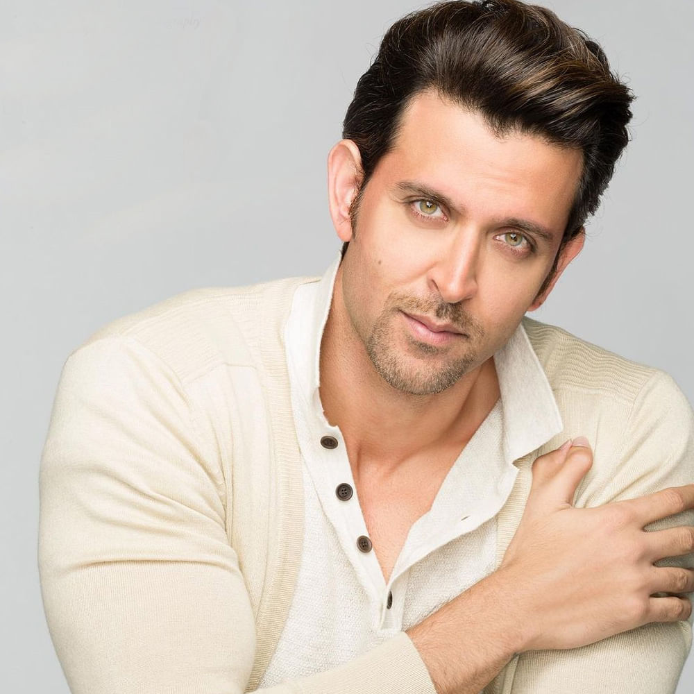 అత్యంత భారీగా, ఘనంగా, ఎవరూ ఊహించనంతగా మేం హృతిక్‌ కోసం సమ్‌థింగ్‌ ప్లాన్‌ చేశాం అంటూ అనౌన్స్ చేసేసింది హోంబలే ఫిల్మ్స్. ఇంటెన్స్ మీట్స్ ఇమాజినేషన్‌..., ది బిగ్‌ బ్యాంగ్‌ బిగిన్స్ అని పోస్ట్ చేసింది హోంబలే. అప్పటి నుంచి హృతిక్‌ యాక్షన్‌ ఎప్పుడు షురూ చేస్తారా? అని వెయిట్‌ చేస్తోంది సౌత్‌ ఇండస్ట్రీ. 