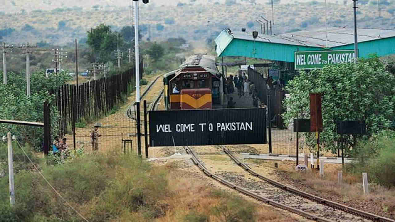 భారతదేశం- పాకిస్తాన్ మధ్య నడిచే రైళ్లు ఏవో తెలుసా..? ఇప్పుడు పరిస్థితి ఎలా ఉందంటే..