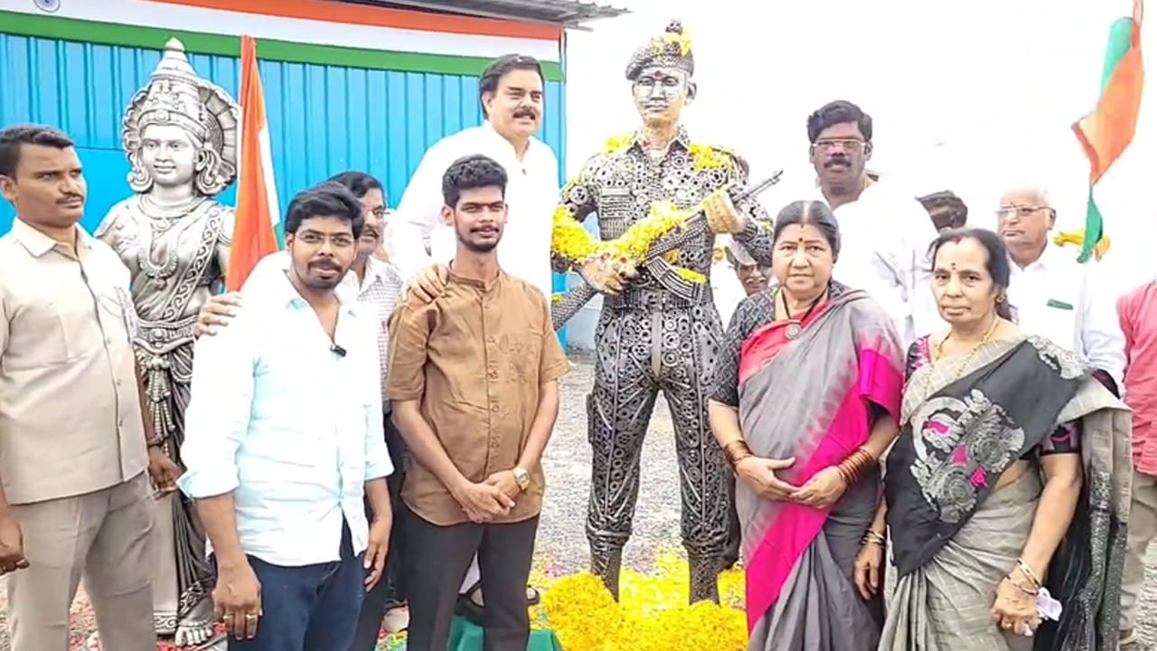 సరికొత్త స్టైల్‌లో సైనిక వందనం.. ! వినూత్న రీతిలో ప్రాణం పోసుకున్న శిల్పాలు..