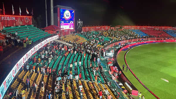 IPL 2025 Suspended: ఐపీఎల్ నిరవధిక వాయిదా.. ఆ 16 మ్యాచ్ల కోసం అప్పటిదాకా ఆగాల్సిందే..?
