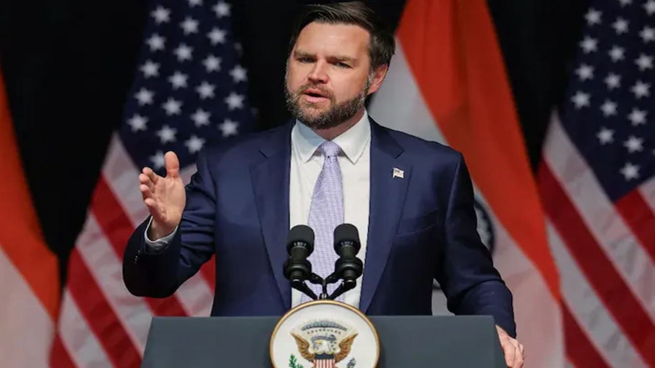 JD Vance: భారత్‌-పాక్‌ మధ్య ఉద్రిక్తతలు.. ఆమెరికా ఉపాధ్యక్షుడు జేడీ వాన్స్‌ కీలక ప్రకటన!