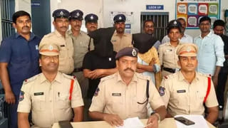 Telangana: గుడి బయట పూజా సామాన్లు అమ్మే కొట్టులా ఉంది కదా.. లోపల అస్సలు యవ్వారం వేరే..!