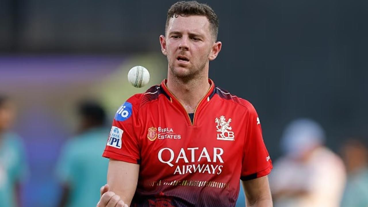 ఇంతలో, జోష్ హేజిల్వుడ్ అందుబాటులో లేకపోవడంతో RCB బౌలింగ్ ప్రదర్శన పేలవంగా ఉంది. ముఖ్యంగా గత రెండు మ్యాచ్ల్లో ఆర్సీబీ పేసర్లు ఆశించిన స్థాయిలో రాణించలేదు. హేజిల్వుడ్ ఇప్పుడు ప్లేఆఫ్లోకి ప్రవేశించడం RCBకి ప్లస్ పాయింట్.