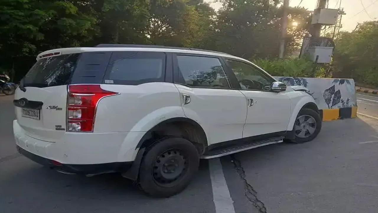 బాలకృష్ణ ఇంటి వద్ద డివైడర్ డీకొట్టడమే కాకుండా పెద్ద స్కెచ్.. సినిమా సీన్‌ను మించి..!