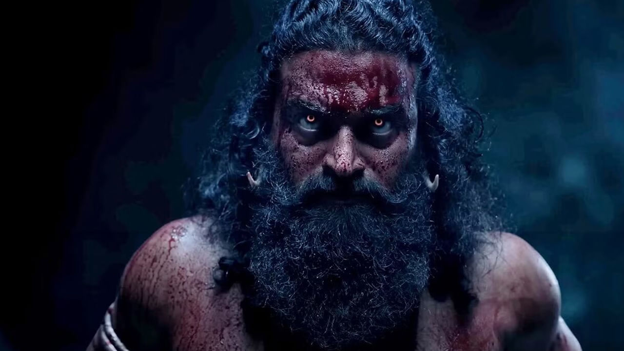 కాంతార సినిమా డివైన్‌ బ్లాక్‌ బస్టర్‌గా వండర్‌ క్రియేట్‌ చేసింది. అందుకు కారణం.. బ్యాక్‌ డ్రాప్‌ అంతకు ముందెప్పుడూ మనం ఎవ్వరం చూడనిది కాబట్టి. ఆ యుఎస్‌పీని పట్టుకుని, ఇప్పుడు కాంతార ప్రీక్వెల్‌లోనూ సరికొత్త ప్రపంచాన్ని సృష్టించడానికి ప్రయత్నిస్తున్నారు రిషబ్‌ శెట్టి. కదంబుల కాలం నాటి కథతో తెరకెక్కిస్తున్నారు చాప్టర్‌1ని.