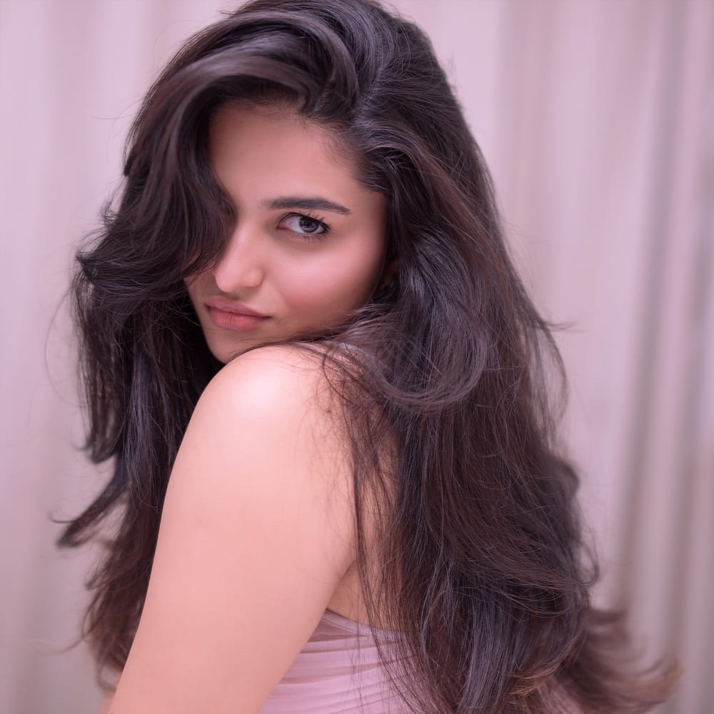 ప్రస్తుతం వరుస సినిమాలతో జోరు చూపిస్తున్న ఈ వయ్యారి.. తాజాగా తెలుగులో మరో క్రేజీ సినిమాలో చేరినట్లుగా తెలుస్తోంది. నాని హీరోగా డైరెక్టర్ శ్రీకాంత్ ఓదెల తెరకెక్కిస్తున్న ది ప్యారడైజ్ సినిమాలో ఎంపికైనట్లు టాక్. 