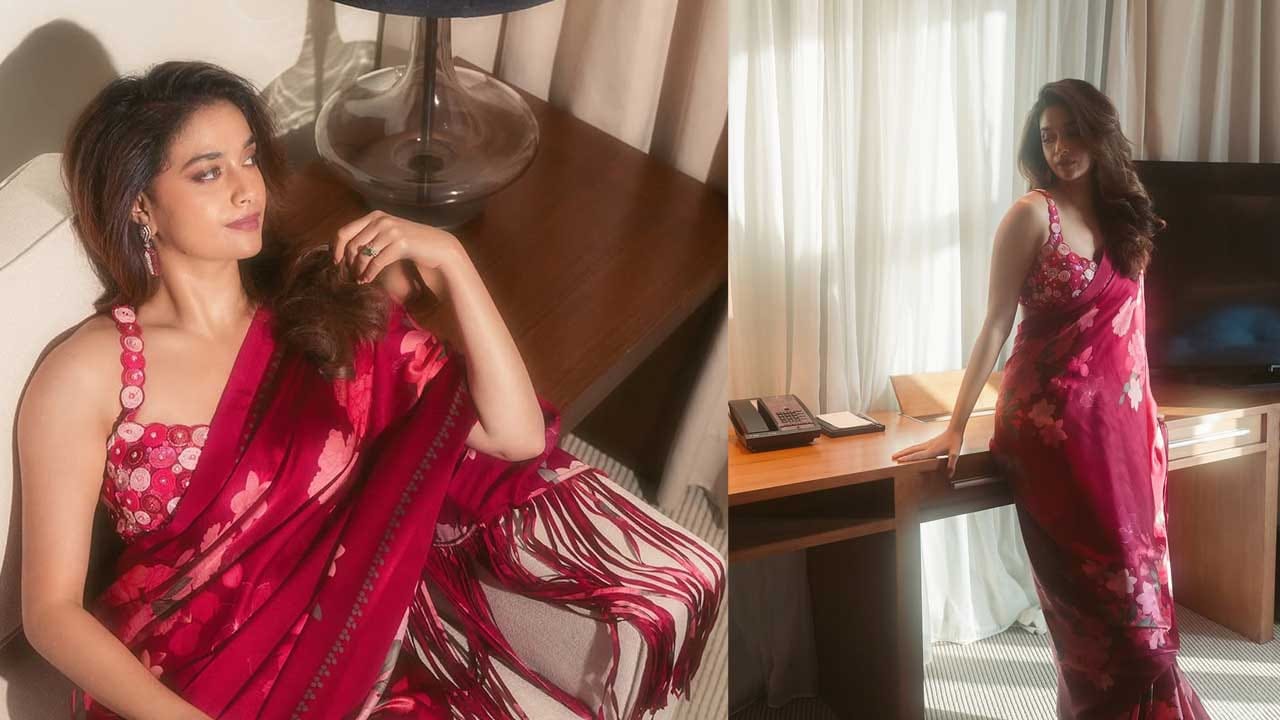 తర్వాత నాని సరసన నేను లోకల్ మూవీలో నటించి మంచి క్రేజ్ సొంతం చేసుకుంది. ఈ సినిమా తర్వాత కీర్తికి వరసగా ఆఫర్స్ రావడంతో వచ్చిన అవకాశాన్ని అందిపుచ్చుకుంటూ వరస సినిమాలు, బ్లాక్ బస్టర్ హిట్స్ అందుకొని స్టార్ హీరోయిన్ గా ఓ వెలుగు వెలిగింది.