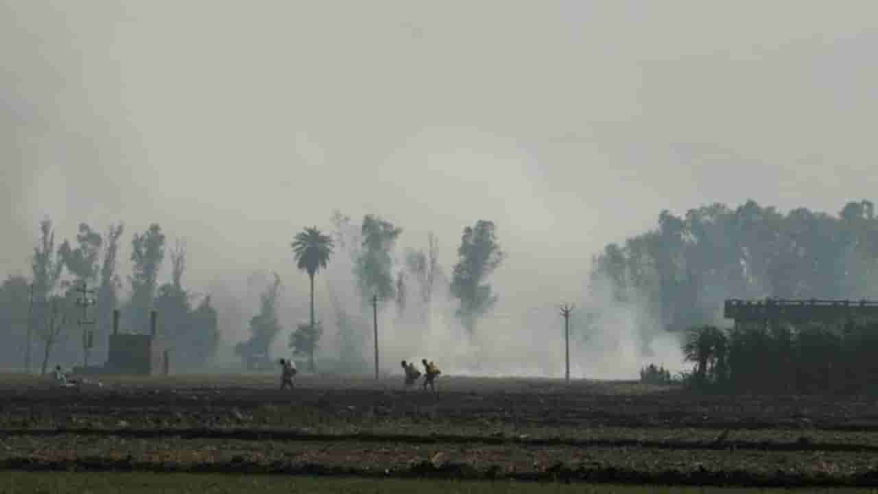 Lahore Blast: పాకిస్తాన్లో బాంబుల భయం.. లాహోర్ను వణికించిన వరుస పేలుళ్లు.. ఎయిర్పోర్టులు మూసివేత