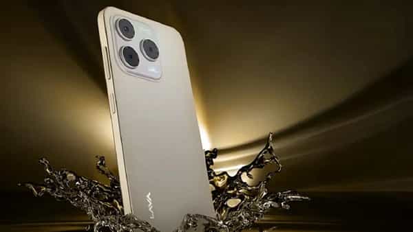 Smart Phone: ఐఫోన్ లుక్లో లావా ఫోన్.. ఫీచర్స్ అదిరిపోయాయిగా..!