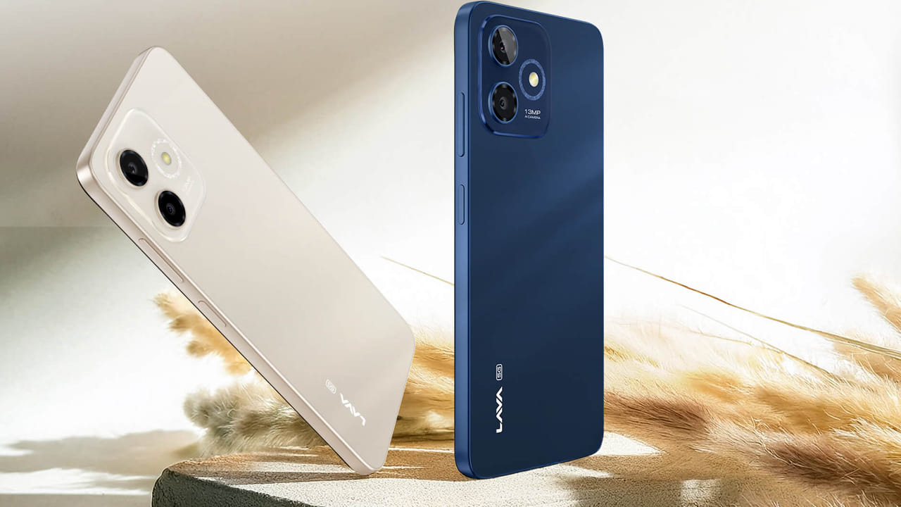 Lava Smartphone: లావా షార్క్ 5G స్మార్ట్‌ఫోన్‌ను భారతీయ మార్కెట్లో వినియోగదారుల కోసం రూ. 8000 కంటే తక్కువ ధరకు విడుదల చేశారు. ఈ బడ్జెట్ స్మార్ట్‌ఫోన్ Samsung, Poco వంటి పెద్ద బ్రాండ్‌ల స్మార్ట్‌ఫోన్‌లతో పోటీ పడనుంది. ముఖ్యమైన ఫీచర్ల గురించి చెప్పాలంటే, ఈ లావా ఫోన్‌లో ఆండ్రాయిడ్ 15 అవుట్ ఆఫ్ ది బాక్స్ ఆపరేటింగ్ సిస్టమ్ ఉంది. దీని సహాయంతో మీరు క్లీన్ సాఫ్ట్‌వేర్ అనుభవాన్ని పొందుతారు. గోల్, బ్లూ కలర్ ఆప్షన్లలో లాంచ్ అయిన ఈ ఫోన్ నిగనిగలాడే ఫినిషింగ్ బ్యాక్ డిజైన్‌తో వస్తుంది.