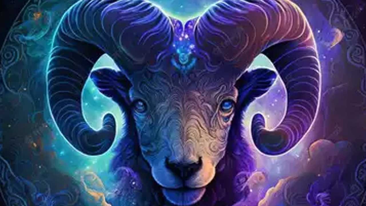 జూన్ నెలలో అత్యంత లాభాలు పొందబోయే రాశుల్లో మేష రాశి  ఒకటి. వీరు ఆర్థికంగా బలంగా తయారు అవుతారు. చేపట్టిన ప్రతి పనుల్లో విజయ్ం సాధిస్తారు. అంతే కాకుండా ఈ రాశి వారికి శని అనుగ్రహం లభించి మానసిక ప్రశాంతత మెరుగుపడుతుంది. అంతేకాకుండా జూన్ నెల మొత్తం ఎలాంటి ఒత్తిడి లేకుండా ఉంటుందని జ్యోతిష్యులు తెలుపుతున్నారు. ముఖ్యంగా కొత్త సంబంధాలు కూడా ఏర్పడి వివాహ ప్రతిపాదనలకు దారి తీయవచ్చు. 