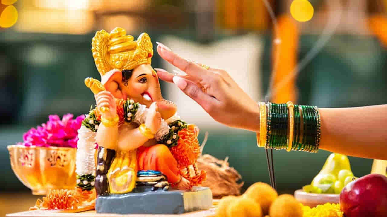 Lord Ganesh Puja: వ్యాపారం, కెరీర్లో ఇబ్బందులా.. బుధవారం ఈ పరిహారాలు చేయండి.. గణపయ్య అనుగ్రహం మీ సొంతం..