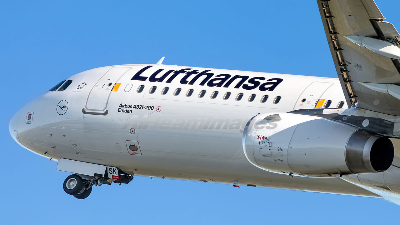 199 మంది ప్రయాణికులు.. పైలట్ లేకుండా 10 నిమిషాలు గాలిలో విమానం చక్కర్లు.. సీన్ కట్ చేస్తే..!