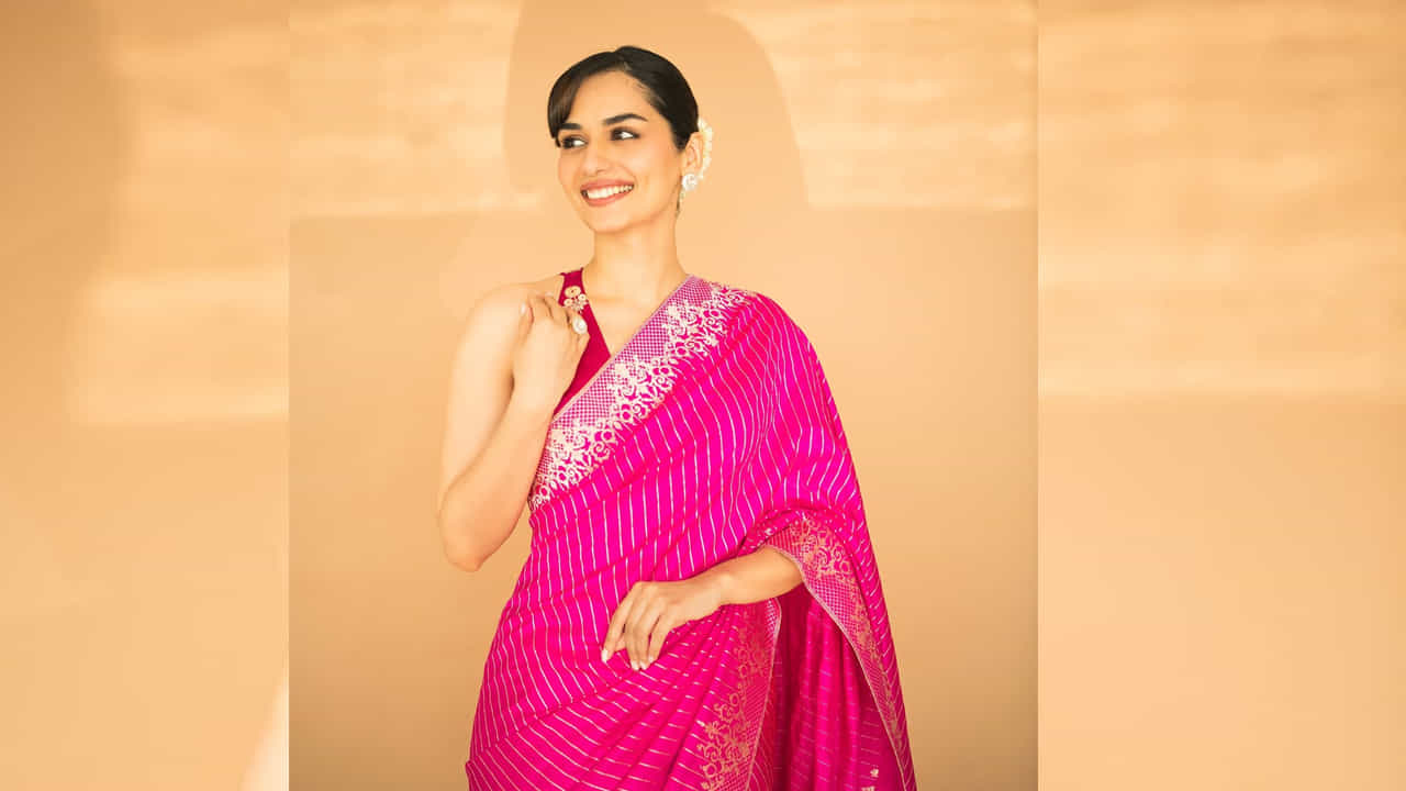 ఇప్పటికీ ఈ అందాల చిన్నది చాలా సినిమాల్లో నటించింది. కానీ చాలా వరకు సినిమాలు సూపర్ హిట్ అందుకోలేకపోయాయి.దీంతో వచ్చిన ప్రతి అవకాశాన్ని మిస్ చేసుకోకుండా సినిమాలు చేస్తూ వస్తున్నప్పటికీ, ఈ బ్యూటీకి ఒక్క హిట్ కూడా పడలేదు. దీంతో ఈ అమ్మడు గ్రాఫ్ కొద్ది కొద్దిగా తగ్గిపోయింది.