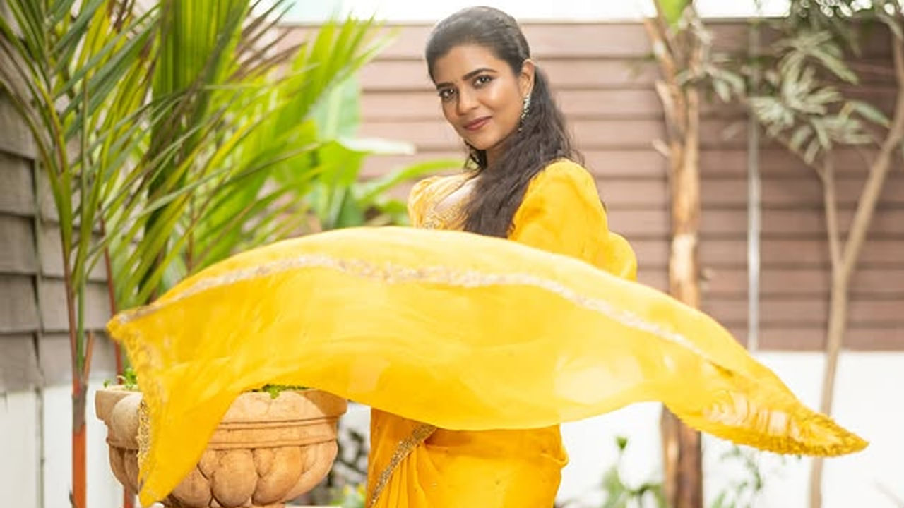 పేరుకు తెలుగమ్మాయి అయినప్పటికీ ఎక్కువగా తమిళ చిత్రాల్లో మాత్రమే నటించింది ఈ ముద్దుగుమ్మ. అక్కడ ఆమె స్టార్. 2019లో స్పోర్ట్స్ డ్రామా కౌసల్య కృష్ణమూర్తి చిత్రంతో తెలుగు చలనచిత్ర అరంగేట్రం చేసి బ్లాక్ బస్టర్ అందుకుంది. తర్వాత తెలుగులో వరల్డ్ ఫేమస్ లవర్, రిపబ్లిక్ సినిమాలు చేసింది. ఇవి అంతగా మెప్పించలేదు.