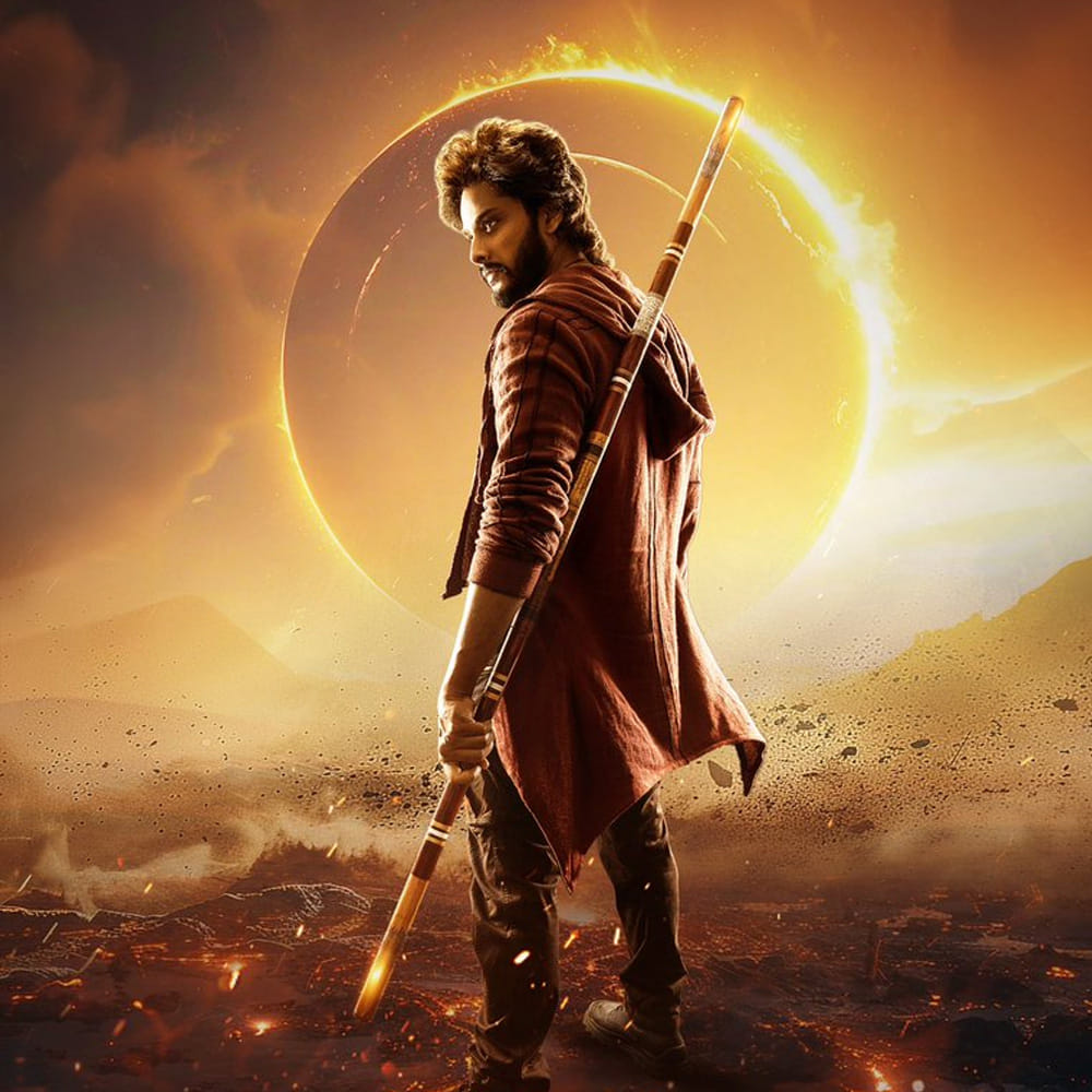 
కథలో వెరైటీ కంటెంట్‌ ఉంటే ప్రేక్షకులు బ్రహ్మరథం పడుతారని ప్రూవ్‌ చేసింది. అలాంటి వెరైటీ కంటెంట్‌తోనే ఈ సారి మిరాయ్‌ చేస్తున్నారు తేజ సజ్జా. 