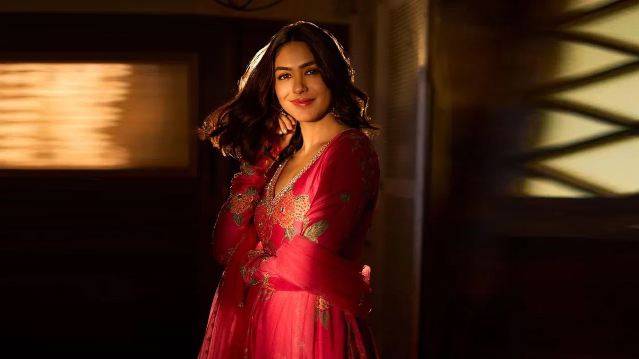 Mrunal Thakur