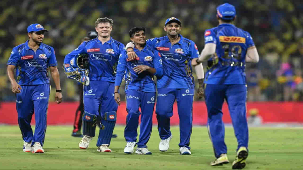 IPL 2025: జోరు మీద ఉన్న ముంబైకి బ్రేక్! గాయంతో స్టార్ ప్లేయర్ అవుట్! రీప్లేస్మెంట్ ఎవరంటే?