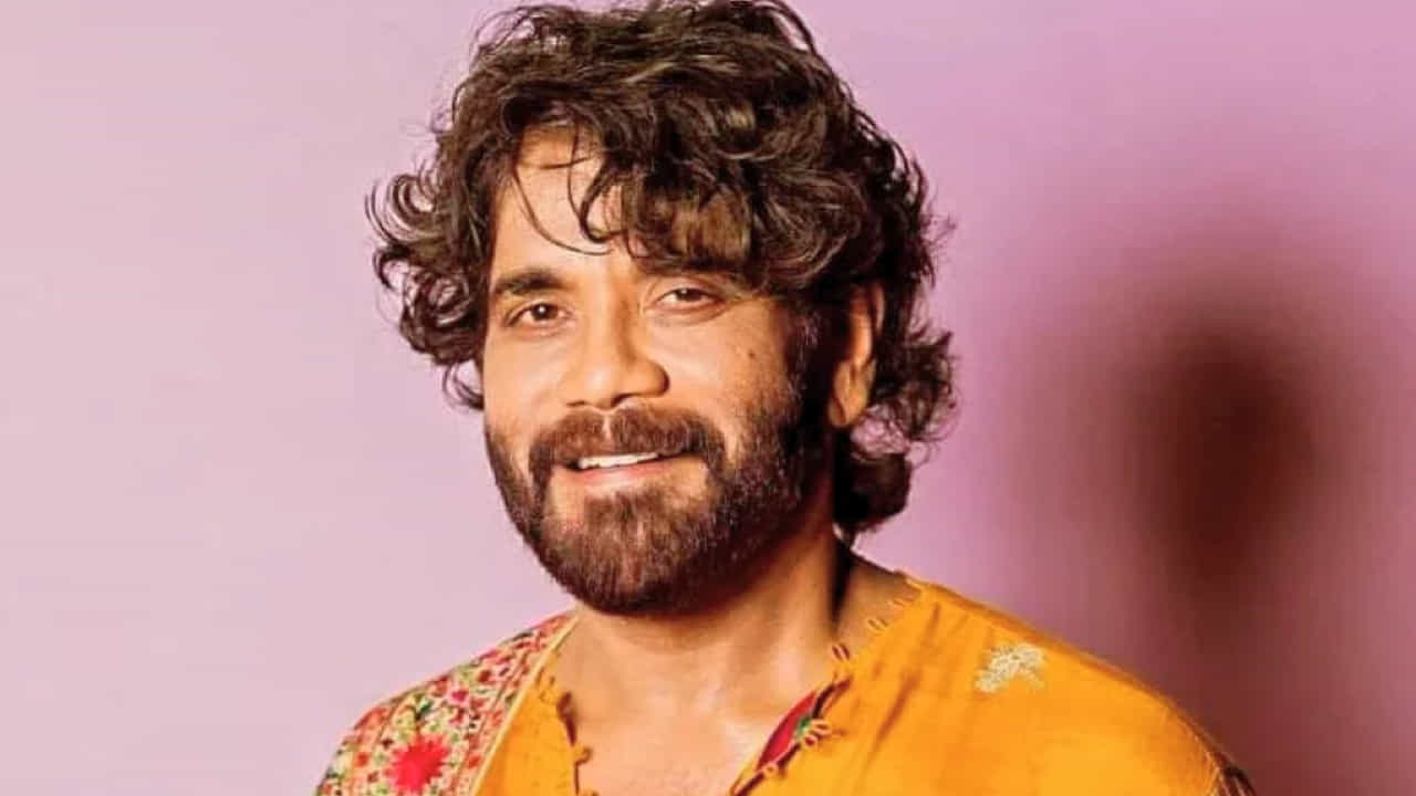 మణిరత్నం దర్శకత్వంలో తెరకెక్కి మంచి హిట్ అందుకున్న సినిమాల్లో ఘర్షణ, మౌనరాగం, దళపతి సినిమాలు కూడా ఉన్నాయి. అయితే ఈ సినిమాలకు హీరోగా మొదటగా దర్శకుడు నాగార్జున అనుకున్నాడంట. కానీ పలు కారణాల వలన నాగార్జున ఈ సినిమాలను వదులుకున్నాడు. దీంతో ఇవి వేరే హీరోలు చేసి హిట్ అందుకున్నారు.