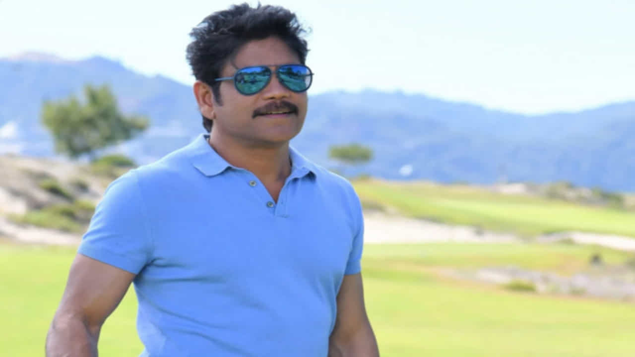 వర్ స్టార్ పవన్ కళ్యాణ్ బద్రీ సినిమాతో మంచి హిట్ అందుకున్న విషయం తెలిసిందే. కాగా, పూరి జగన్నాథ్ బద్రి సినిమాను నాగార్జునతో చేయాలని భావించారు. కానీ ఈ సినిమాను అక్కినేని నాగార్జున రిజెక్ట్ చేశారంట.ఇవే కాకుండా మెకానిక్ అల్లుడు, ఘర్షణ,కలిసుందాం రా ఇలా చాలా సినిమాలను వదులుకున్నాడంట.
