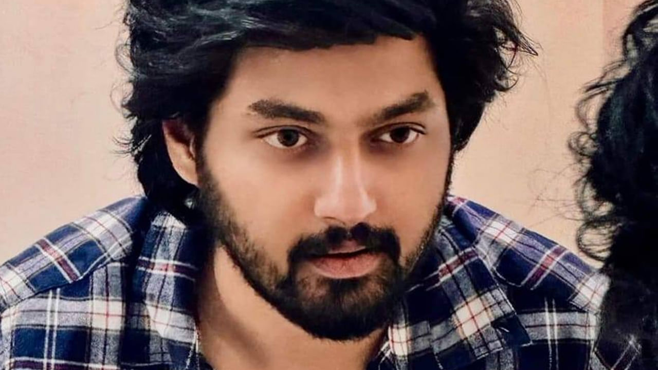 ఈ ఏడాదైనా ముహూర్తానికి కొబ్బరికాయ కొట్టమని రిక్వెస్టులు పంపుతున్నారు. అయితే మోక్షజ్ఞ డెబ్యూ మూవీగా ఆదిత్య 369 సీక్వెల్ వస్తుందా.? లేదా మరింకేదైన సినిమా వస్తుందా.? అనేది ఇంకా సస్పెన్స్ మాత్రం నడుస్తుంది.