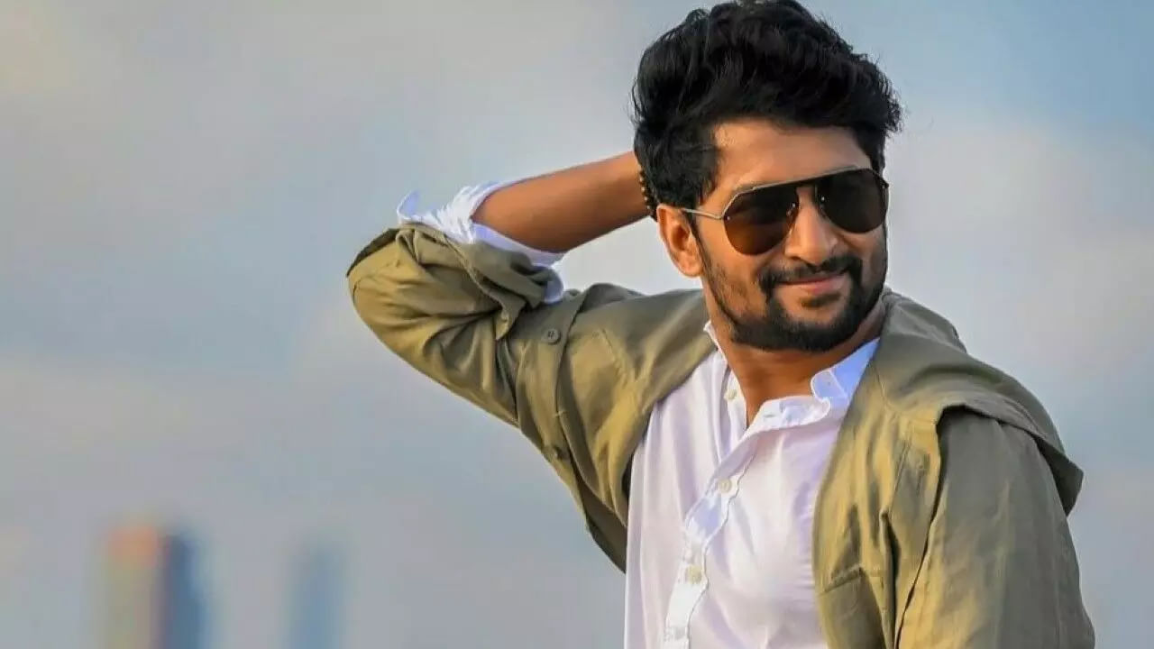 దీని తర్వాత వరసగా సినిమాలు చేస్తూ.. సూపర్ హిట్స్ అందుకుంటూ..దూసుకెళ్తున్నాడు. అయితే కెరీర్ మొదట్లో నాని చాలా సమస్యలు ఎదుర్కొన్నాడంట. మూవీస్ హిట్ అయినా, ఫ్లాప్ అయినా ఆయనకు చాలా ప్రాబ్లమ్స్ ఎదురయ్యేవంట. ముఖ్యంగా కొన్ని సార్లు హీరోయిన్స్ విషయంలో కూడా నాని ప్రాబ్లమ్స్ ఫేస్ చేశాడంట.