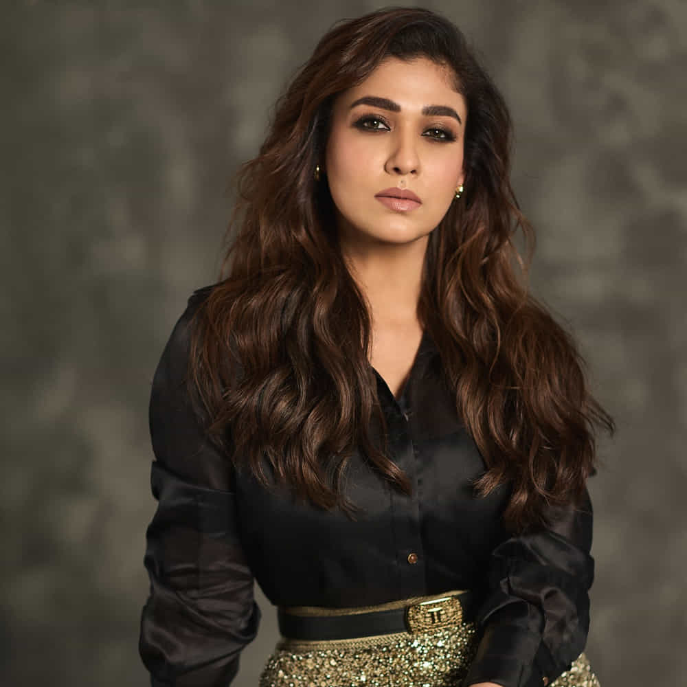 ఈ రోజుకు కూడా ఒక్కో సినిమాకు 15 కోట్ల వరకు రెమ్యునరేషన్ తీసుకుంటూ.. చాలా మంది హీరోయిన్లకు నిద్ర లేకుండా చేస్తున్నారు నయన్. జవాన్ తర్వాత ఈమె రేంజ్ ఇంకా పెరిగిపోయింది.