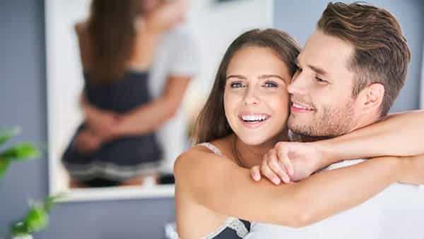 కొత్తగా పెళ్లైన వారు బెడ్ రూమ్ ను ఇలా సెట్ చేసుకున్నారంటే.. బంధం స్ట్రాంగ్ గా ఉంటుంది..!