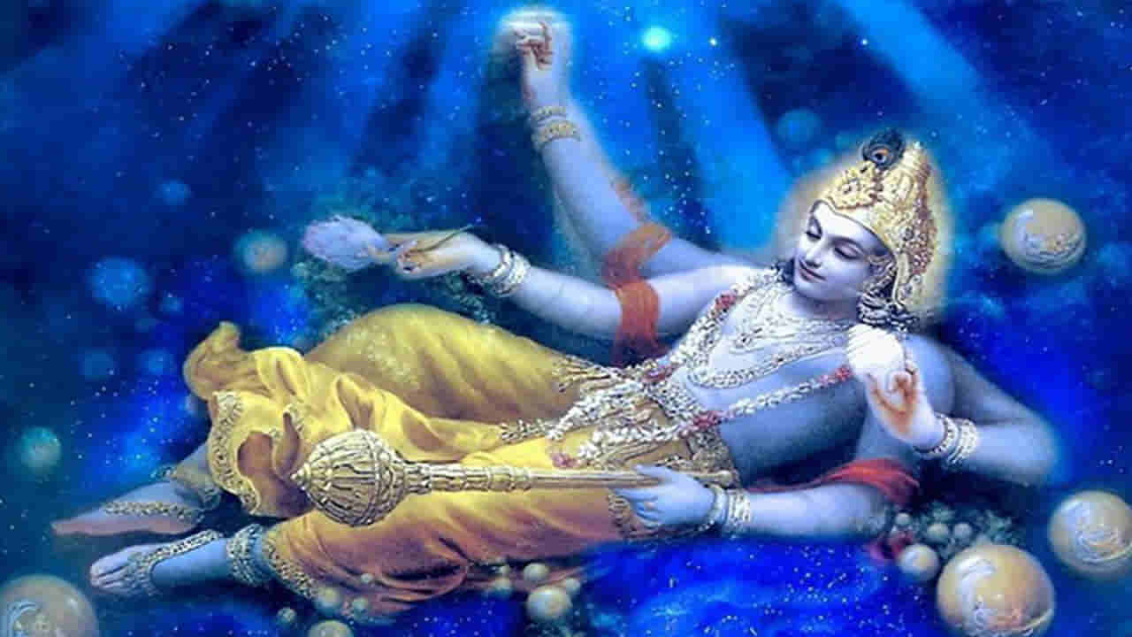 Nirjala Ekadashi: నిర్జల ఏకాదశి రోజున తులసితో ఈ పరిహారాలు చేయండి.. జీవితంలో డబ్బుకి ఇబ్బంది ఉండదు