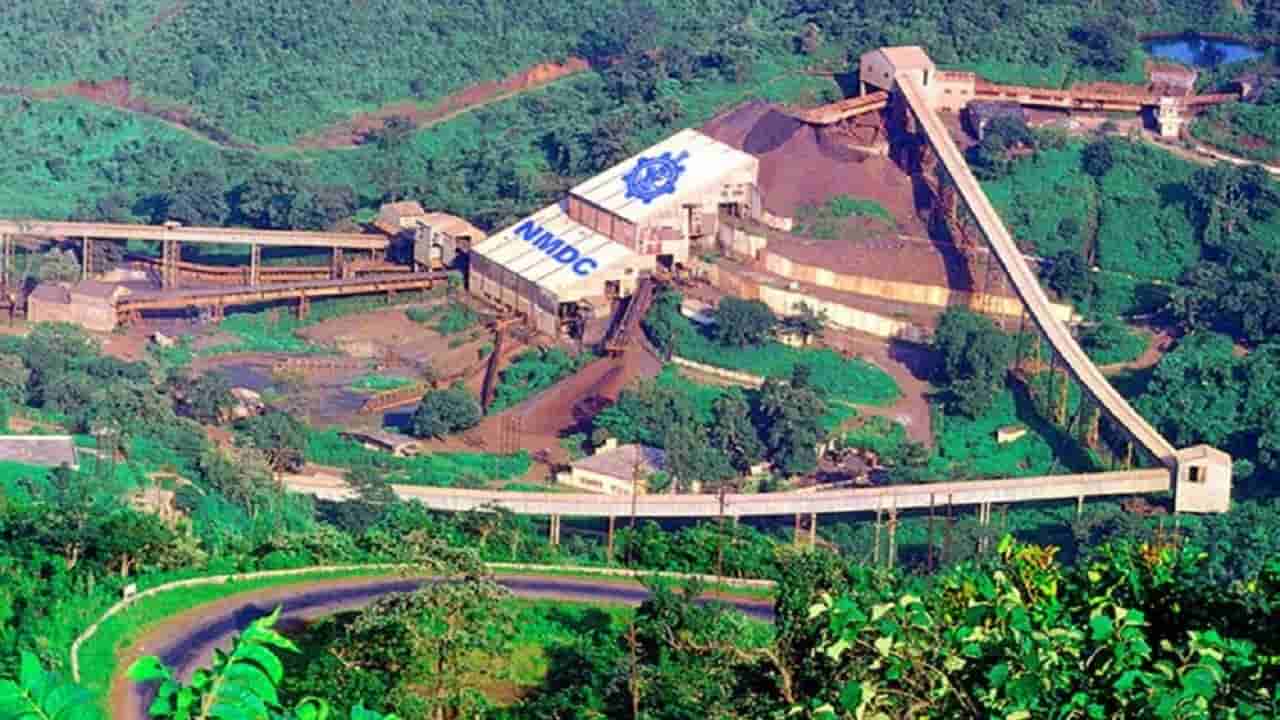 Iron Ore: ఉత్పత్తిలో ఆ ప్రభుత్వ కంపెనీ రికార్డు.. ఏకంగా 15 శాతం పెరుగుదల