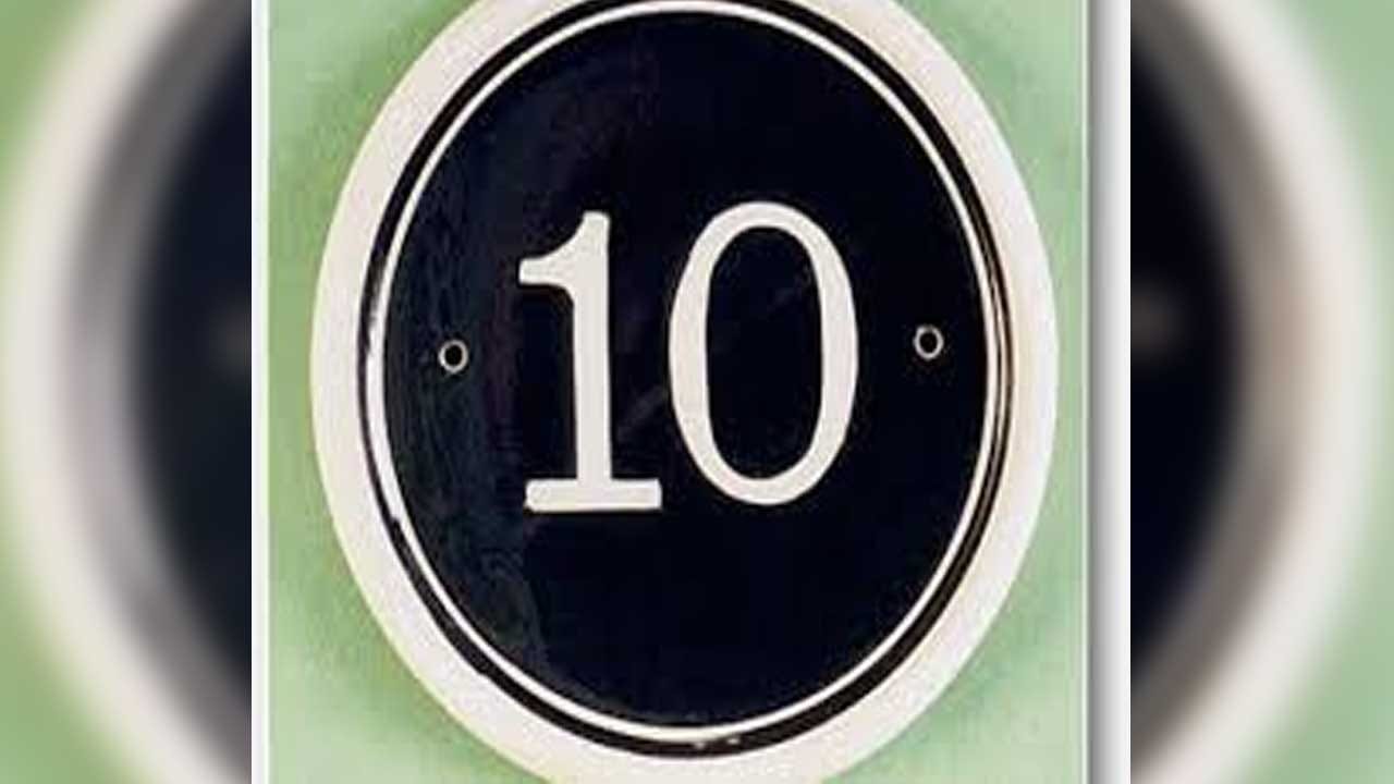 10వ తేదీన జన్మించిన వారు చాలా మొండితనం ఉన్న వ్యక్తులు. అందరితో త్వరగా కలవరు. ఎప్పుడూ సింగిల్ గా ఉండటానికే ఎక్కువ ఇంట్రెస్ట్ చూపిస్తారు. మంచి తెలివి తేటలు ఉంటాయి. కానీ వాటిని ఉపయోగించుకోవడంలో విఫలం అవుతారు. కొన్ని సార్లు అబద్ధాలు చెప్పడంలో కూడా ముందుంటారు.