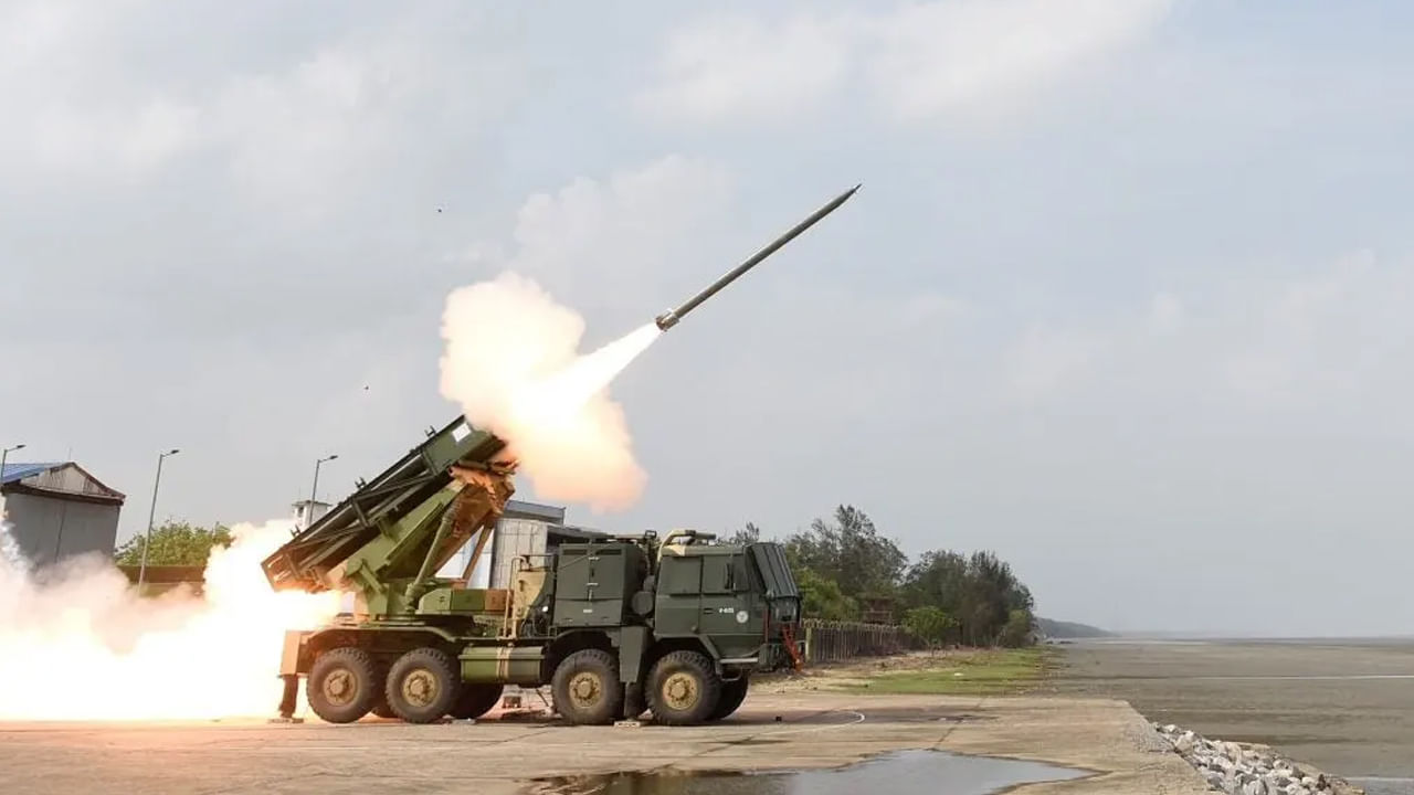 భారత్ చేతిలో శివుడి విల్లు..! మేడ్ ఇన్ ఇండియా.. ఎక్కుపెడితే ప్రళయమే! పినాకా శక్తి సామార్థ్యాలు తెలుసా?