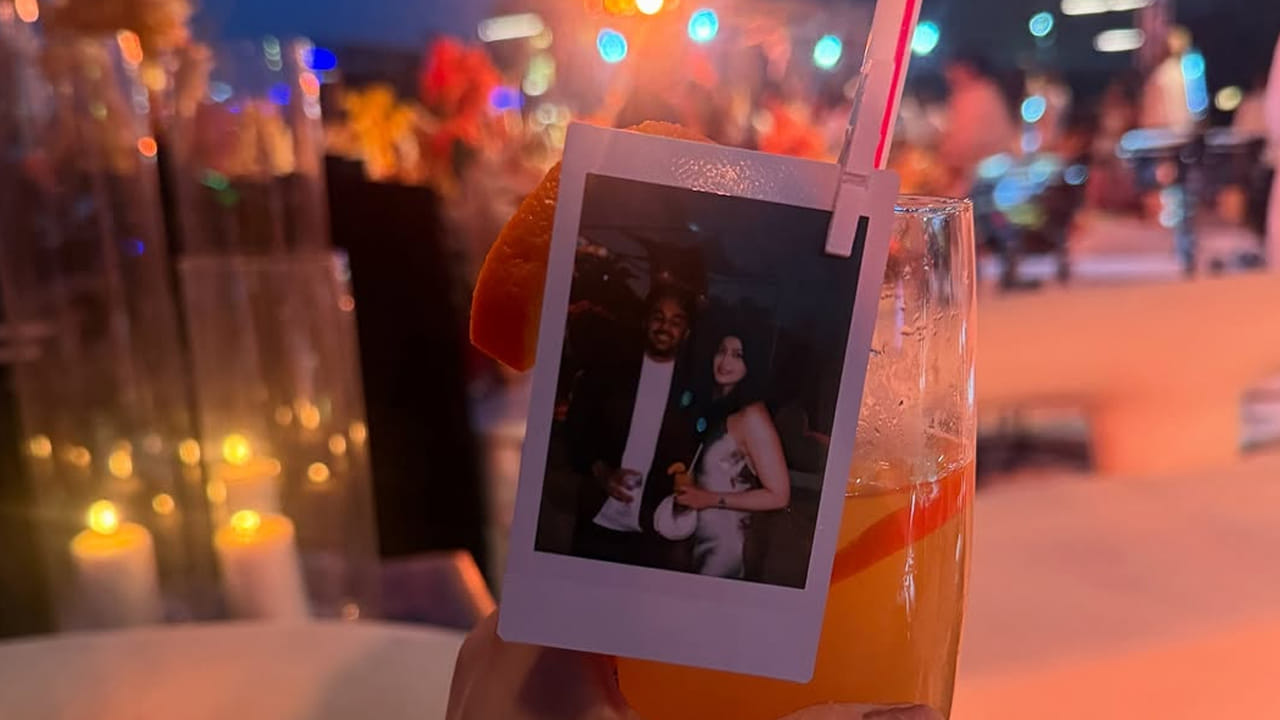 ఏం పిల్లో ఏం పిల్లడో సినిమాతో టాలీవుడ్ ప్రేక్షకుల మనసు దోచుకున్న చిన్నది ప్రణీత. ఈ అమ్మడు గురించి ఎంత చెప్పినా తక్కువే. మొదటి సినిమాతోనే, మంచి క్రేజ్ సొంతం చేసుకుంది. ఇక ఆ తర్వాత ఈ అమ్మడుకు వరుసగా ఆఫర్స్ అందుకుంటూ మంచి గుర్తింపు తెచ్చుకుంది. కానీ స్టార్ హీరోయిన్‌గా తన సత్తా చాటలేకపోయింది.