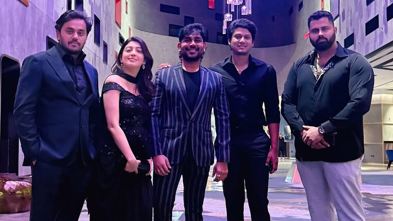 ఈ మూవీతో ఈ అమ్మడు క్రేజ్ అమాంతం పెరిగిపోయింది. తర్వాత పాండవులు పాండవులు తుమ్మెద, రభస, హలో గురు ప్రేమ కోసమే వంటి చిత్రాల్లో నటించింది.ప్రణీత బెంగళూరుకు చెందిన వ్యాపారవేత్త నితిన్ రాజుని 2021లో వివాహం చేసుకున్న విషయం తెలిసిందే. కాగా, వీరికి ఒక పాప, బాబు జన్మించాడు.