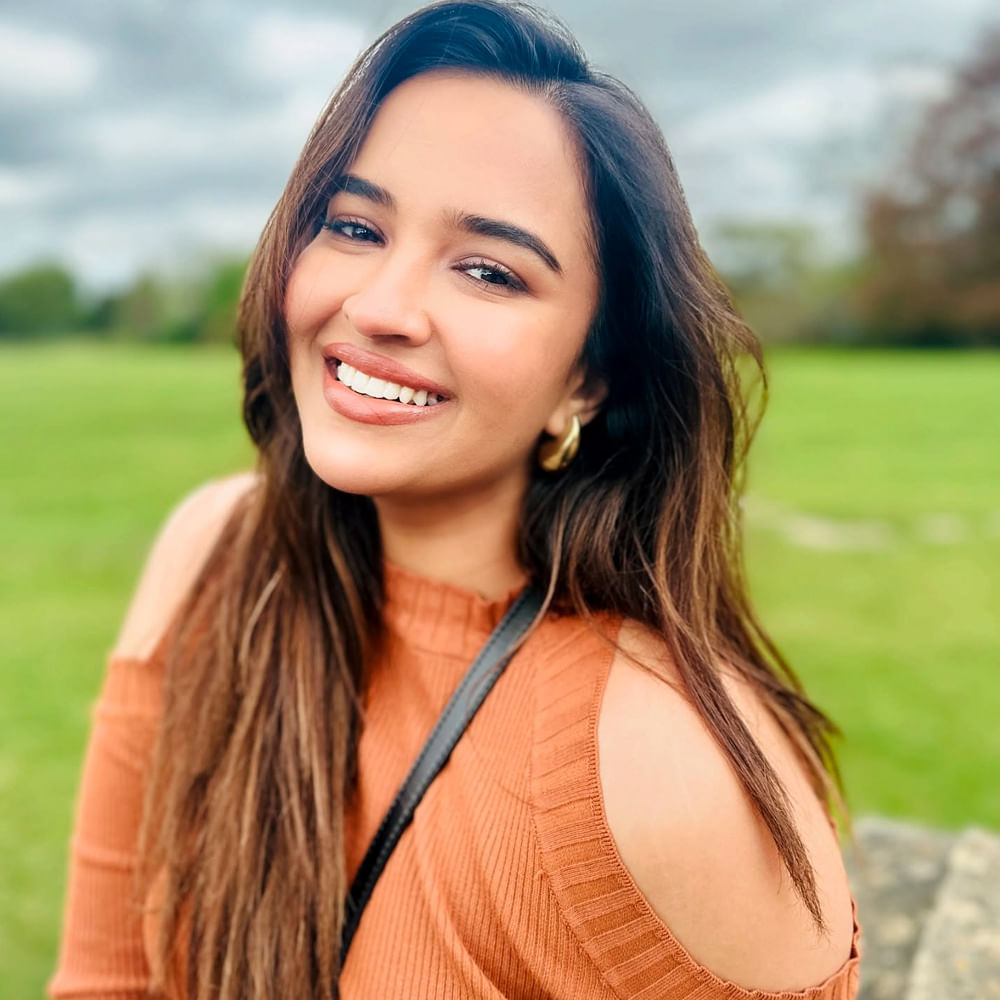 ప్రస్తుతం ఈ ముద్దుగుమ్మ పవన్ కళ్యాణ్తో "హరిహర వీరమల్లు" చిత్రంలో ఒక ప్రత్యేక గీతంలో నటించిందని తెలుస్తుంది. ఇక సోషల్ మీడియాలో ఈ చిన్నది చాలా యాక్టివ్ గా ఉంటుంది. రెగ్యులర్ గా ఫోటోలు వీడియోలు షేర్ చేస్తూ ప్రేక్షకులను ఆకట్టుకుంటుంది.